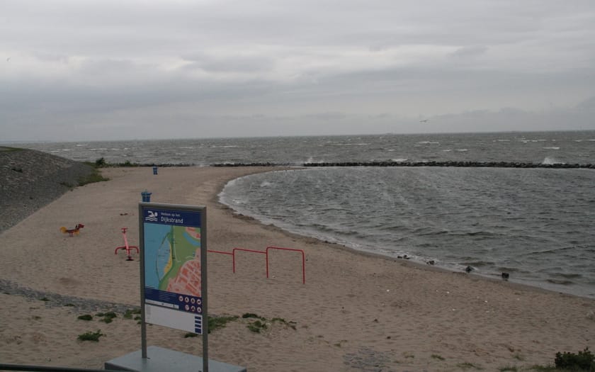 Foto Dijkstrand Urk