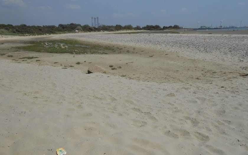 Foto Strand bij slufter en caisson Rammekenshoek